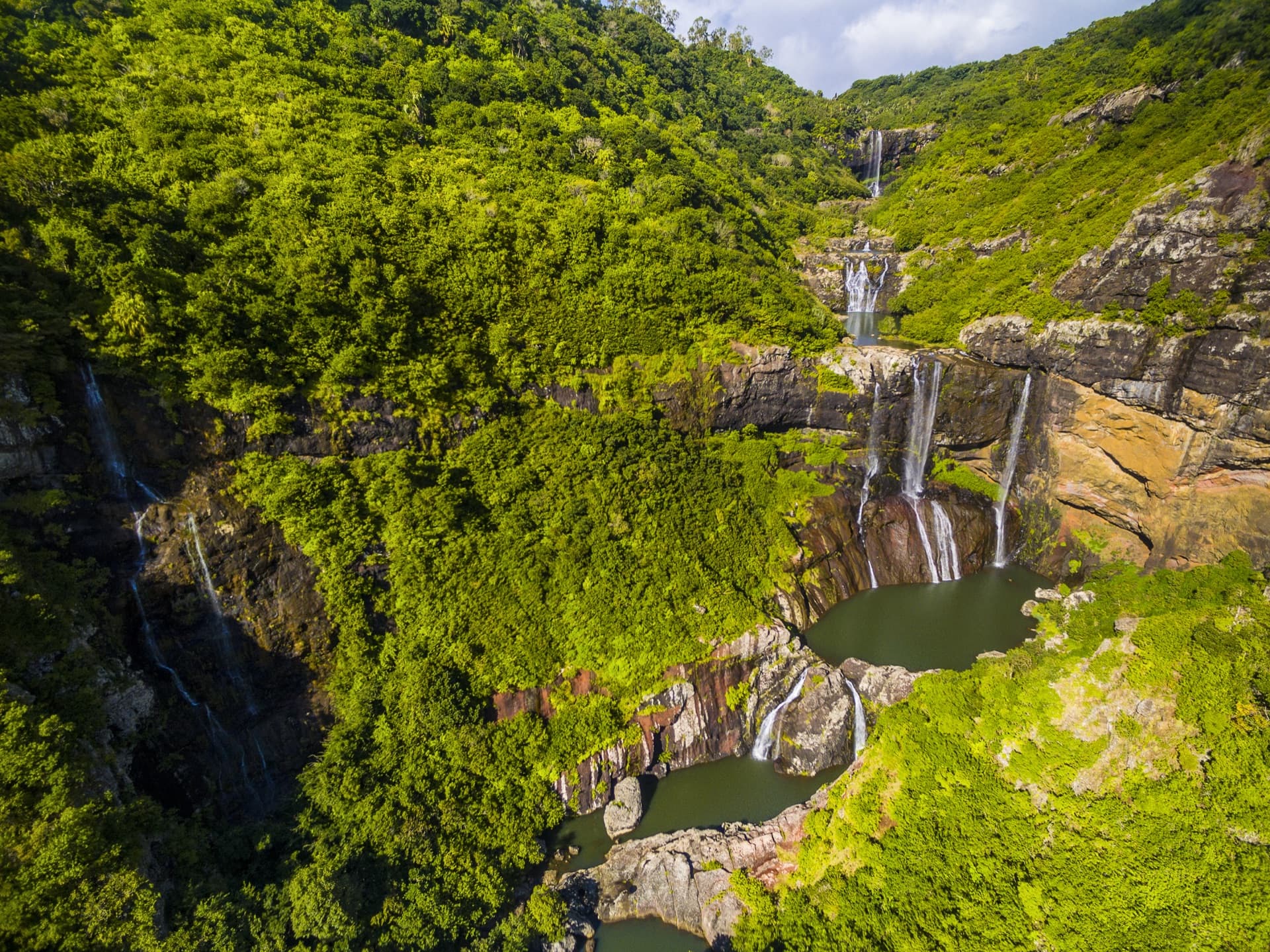 Alexandra Falls Viewpoint: A Hidden Gem in Mauritius